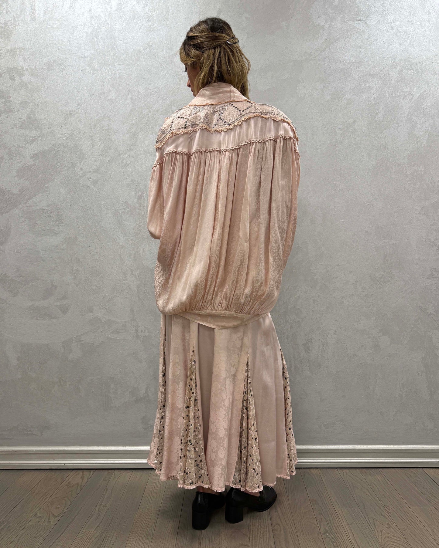 Embroidered satin set